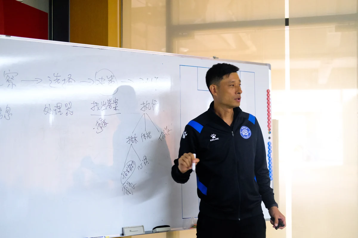哪里有针对青少年的篮球训练计划_2